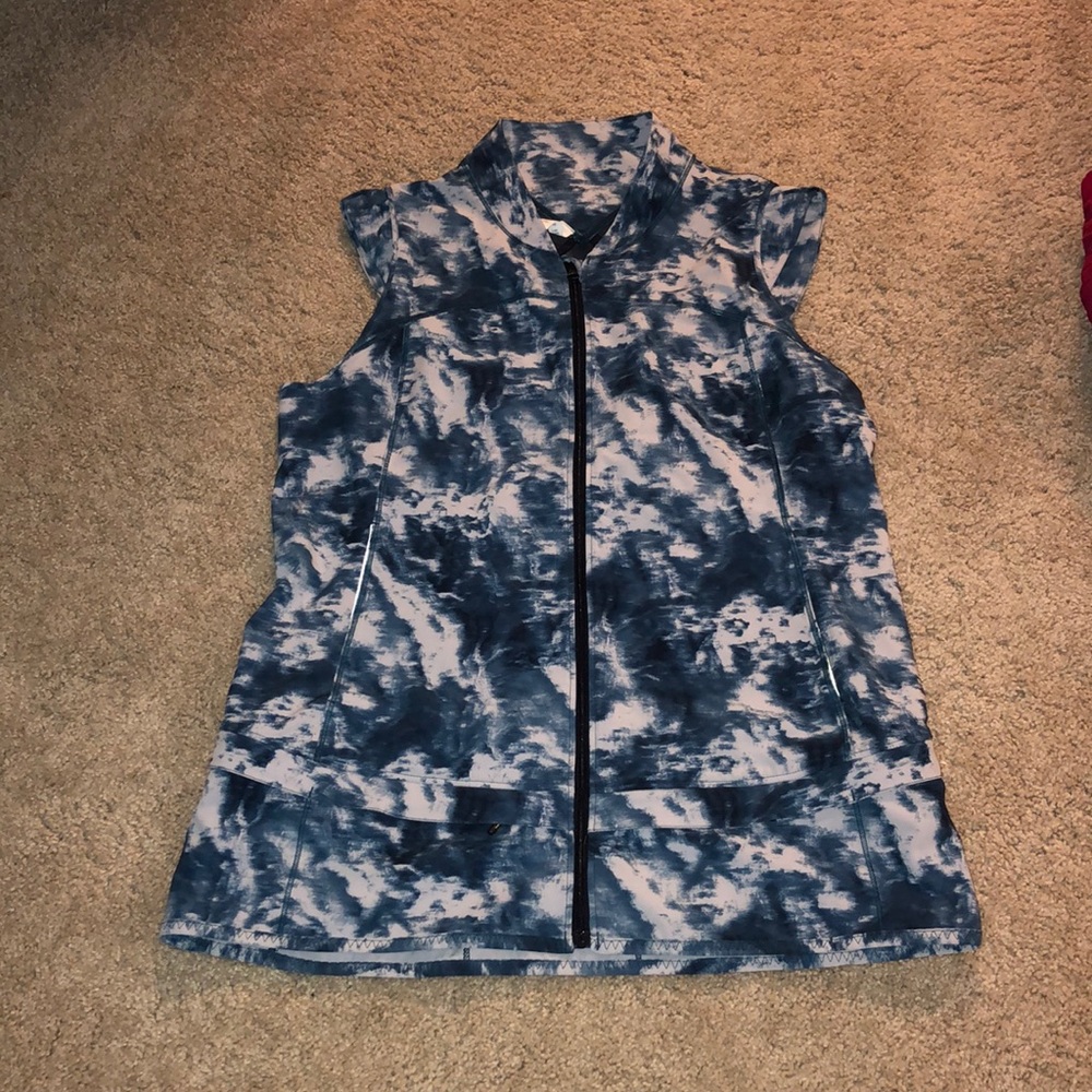 Lululemon vest!